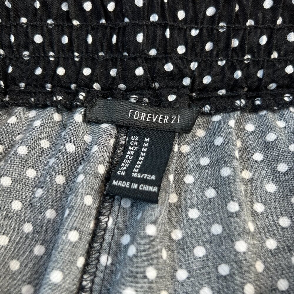 Black and White Polka Dot Shorts - Picture 3 of 4